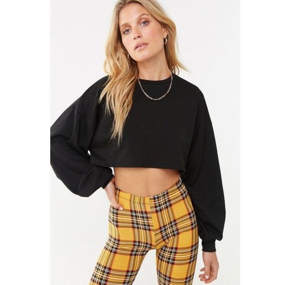 Forever 21 Sweaters - Forever 21 Balloon Sleeve Black Sweater Crop Top